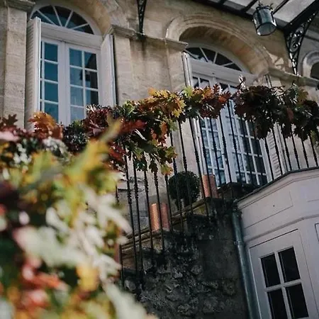 فندق مبيت وإفطار Chateau Des Eyres Ex Chartreuse Des Eyres Podensac