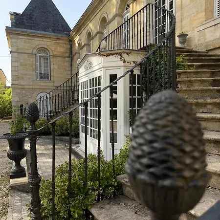 Bed & Breakfast Chateau Des Eyres Ex Chartreuse Des Eyres