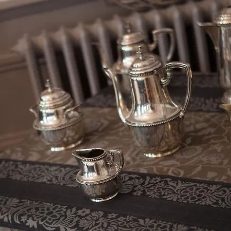 فندق مبيت وإفطار Chateau Des Eyres Ex Chartreuse Des Eyres Podensac