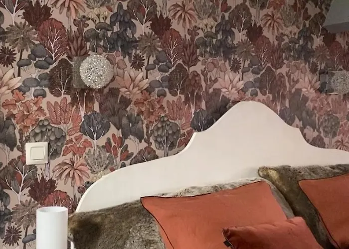 Frühstückspension D'hotes La Chartreuse Des Eyres 3*